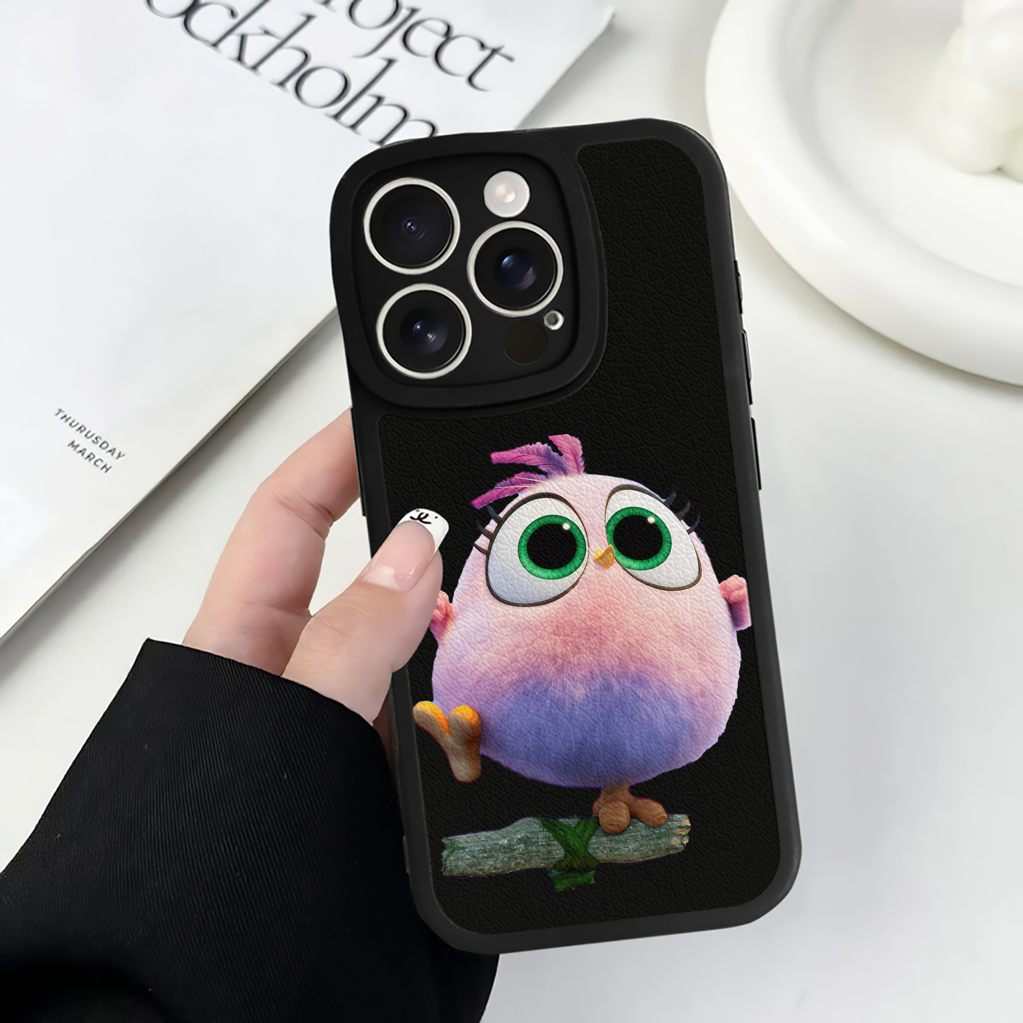 （画像用） Angry Birds アングリーバード 【iPhone 16シリーズ対応】シリコンスマホケース（レザー調） 材質：シリコン